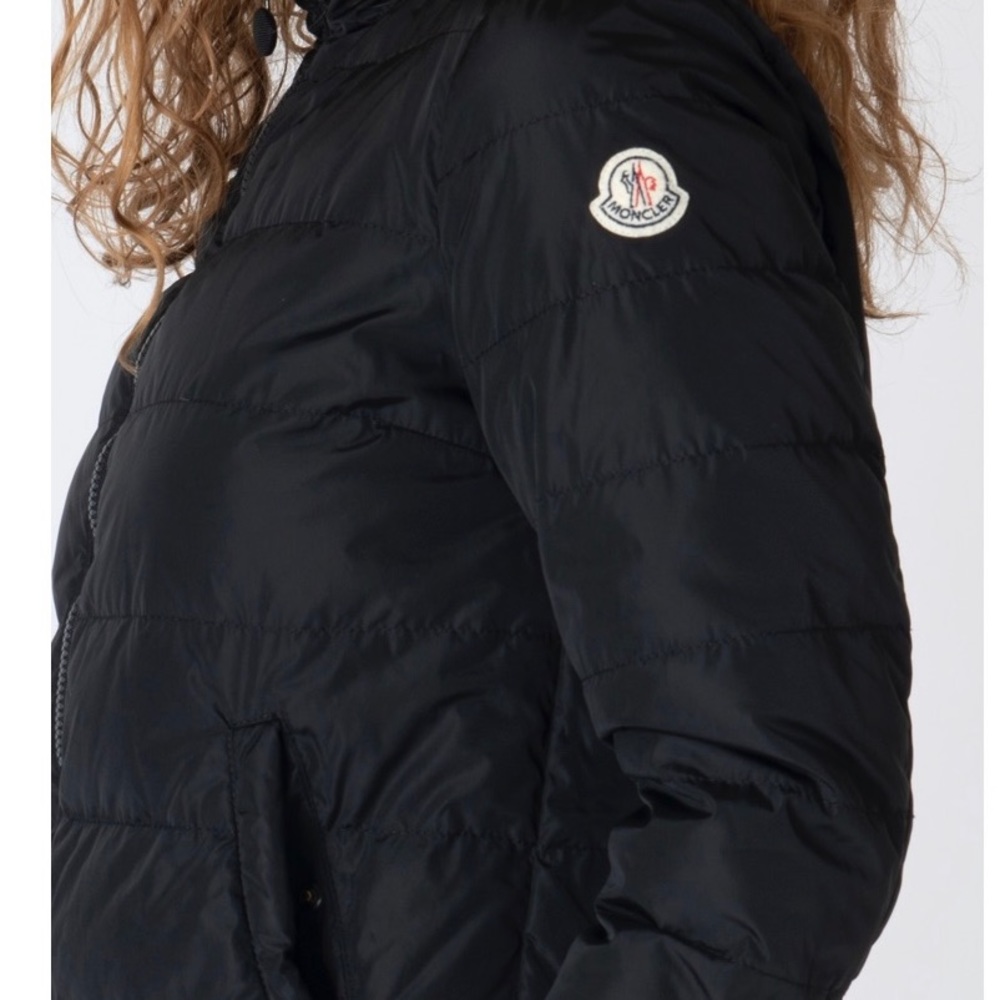⭐️Moncler Ruffle Sleeve puffer jacket - Picture 2 of 11